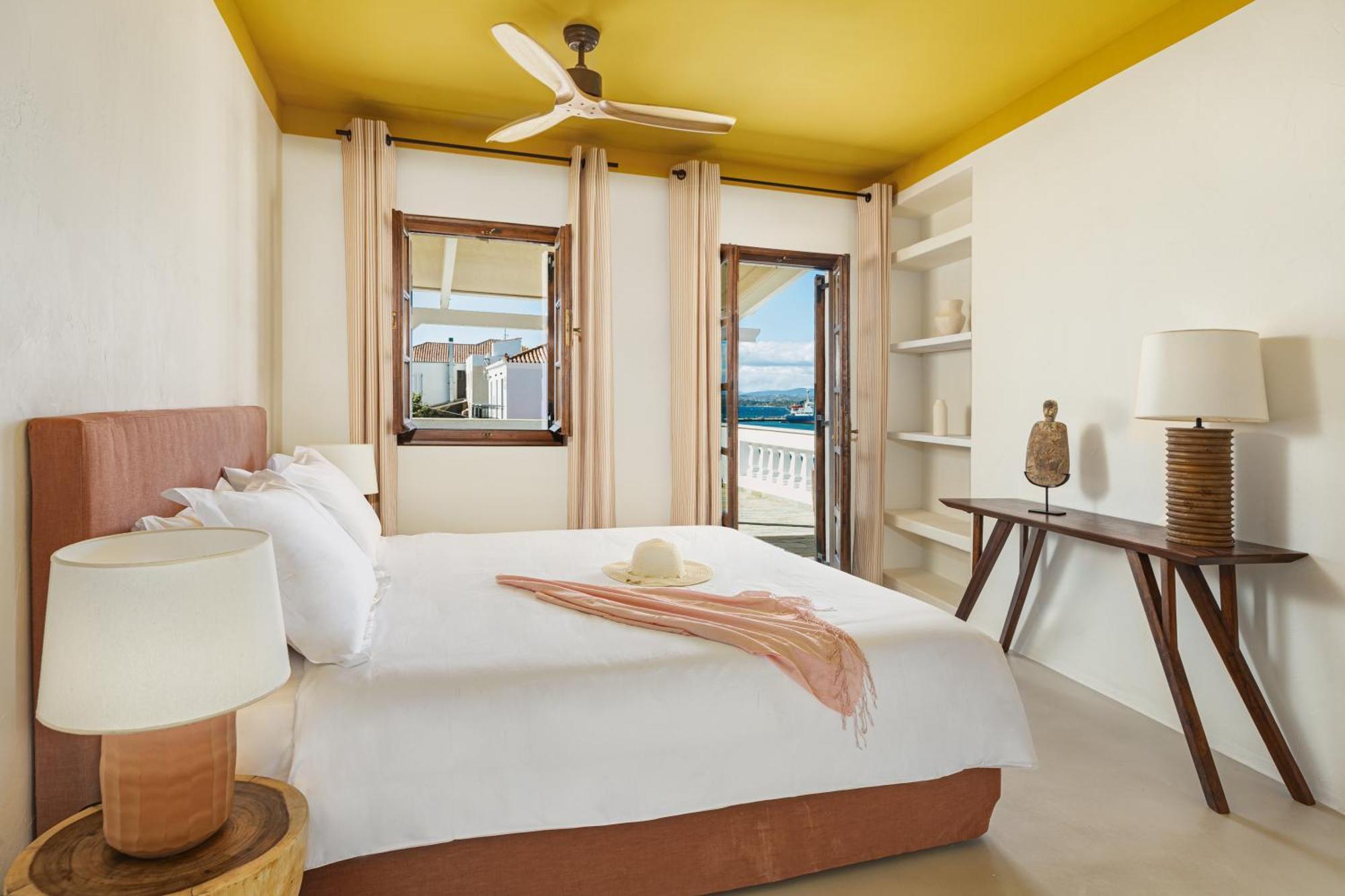 Teresa Spetses Hotell Exteriör bild