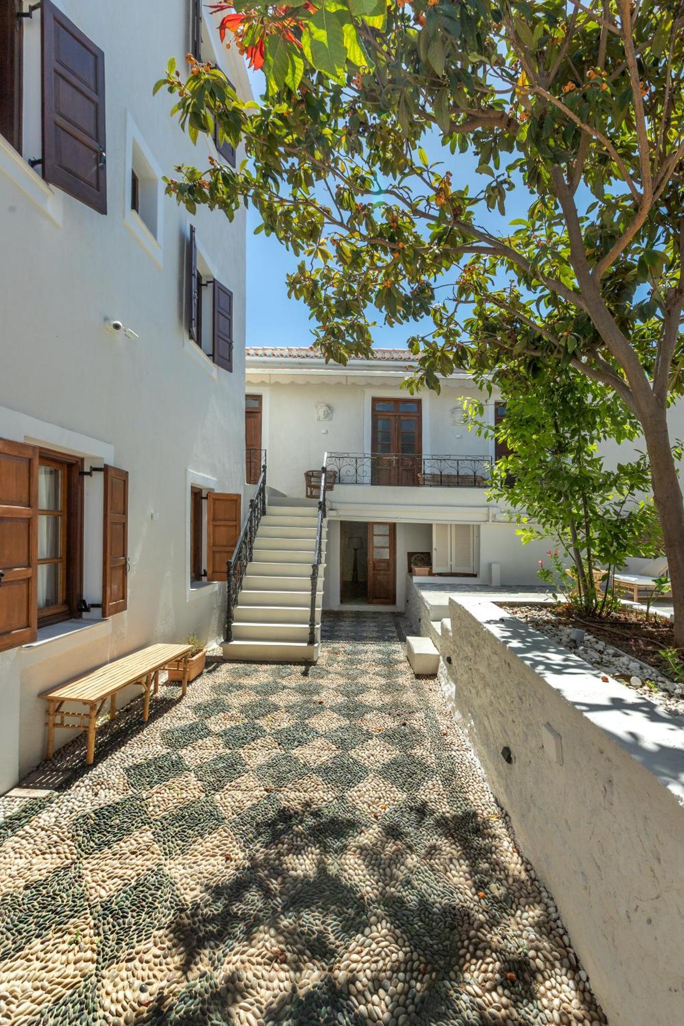 Teresa Spetses Hotell Exteriör bild
