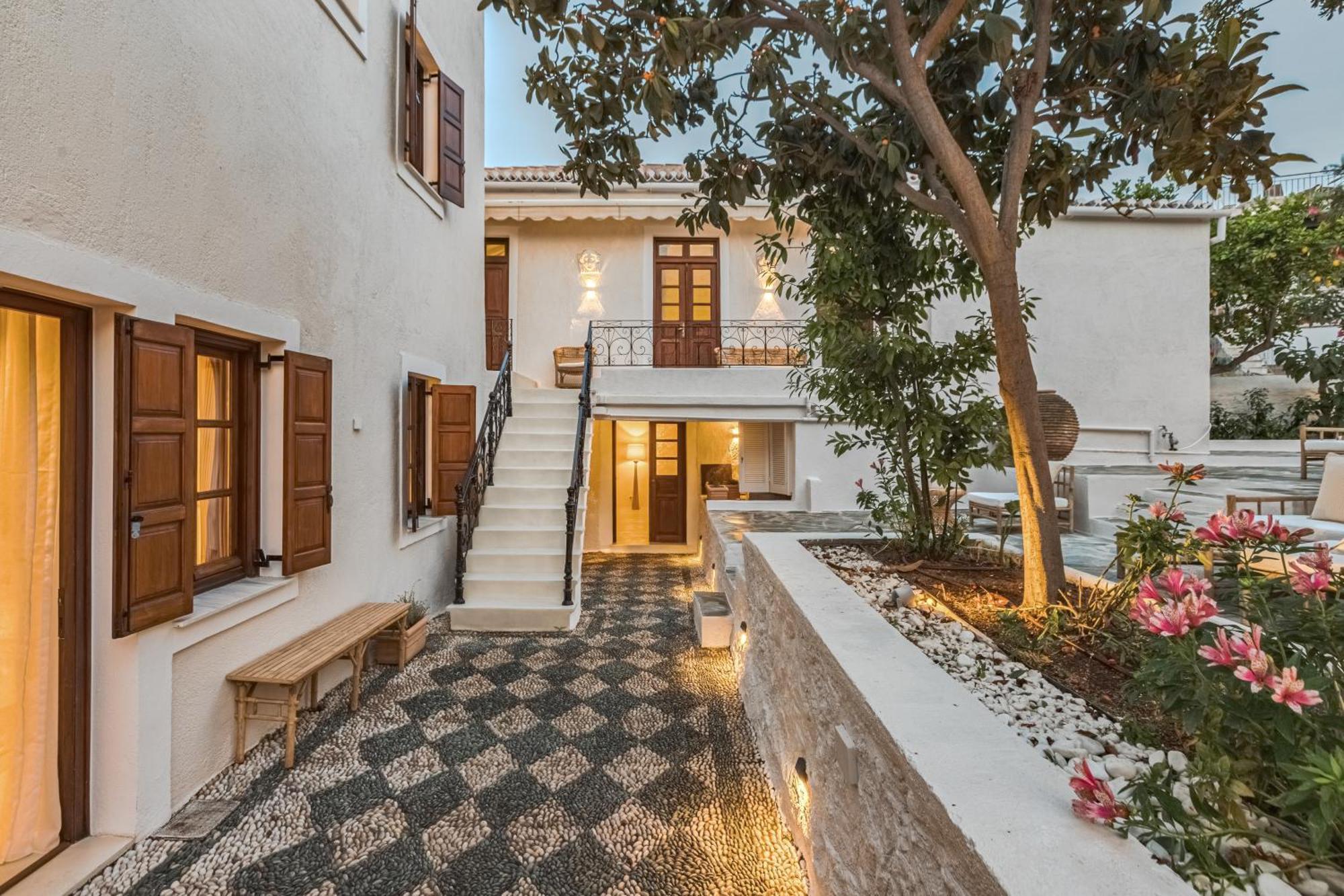 Teresa Spetses Hotell Exteriör bild